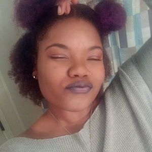 Meet your Posher, Destiny